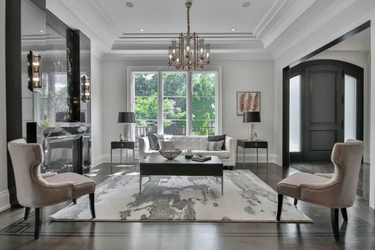 Glamour styl v interiéru: Elegantní bydlení a punc luxusu